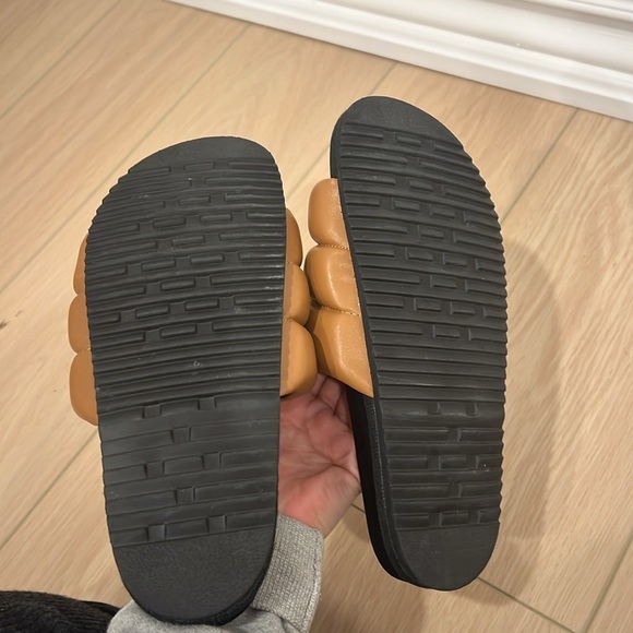 Roam Slides - Picture 3 of 4